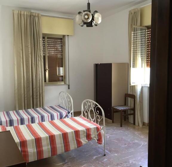 Pensão Affittacamere Al Piano Terra