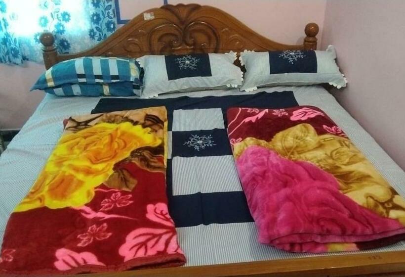 Пансион Chella´s Rs Guest House