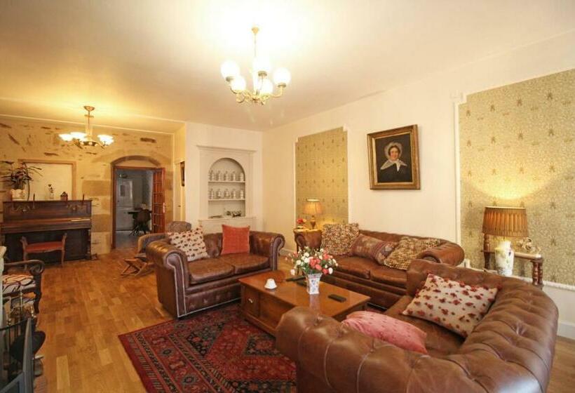 تختخواب و صبحانه Maison Gay Lussac