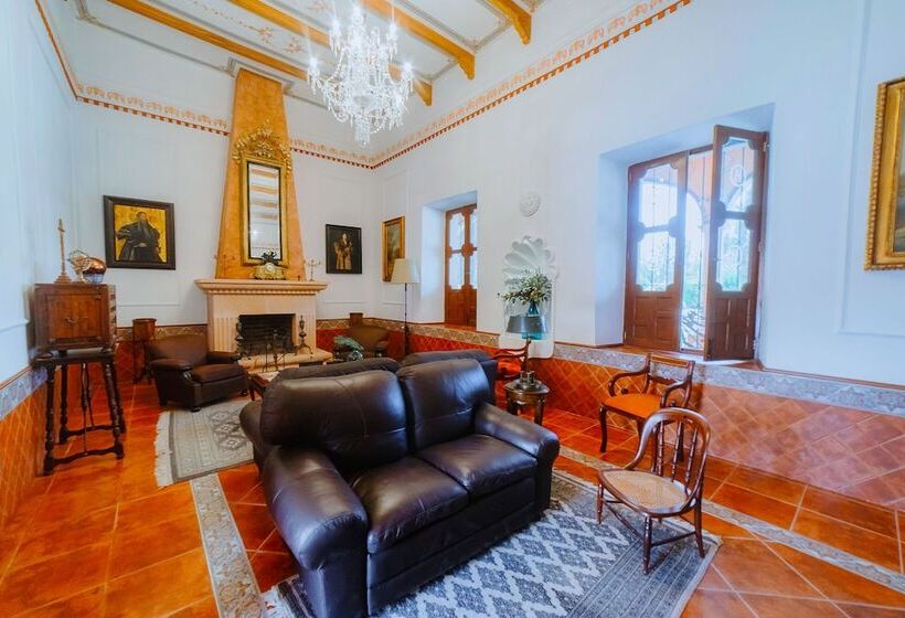 هتل Hacienda La Cieneguita