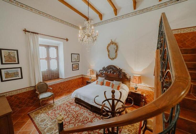 هتل Hacienda La Cieneguita