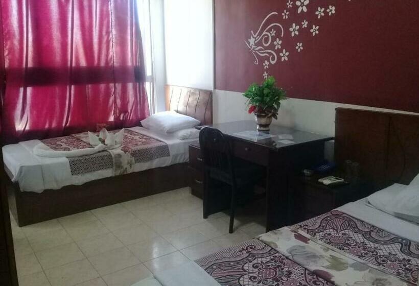 Hotel King Akhenaton