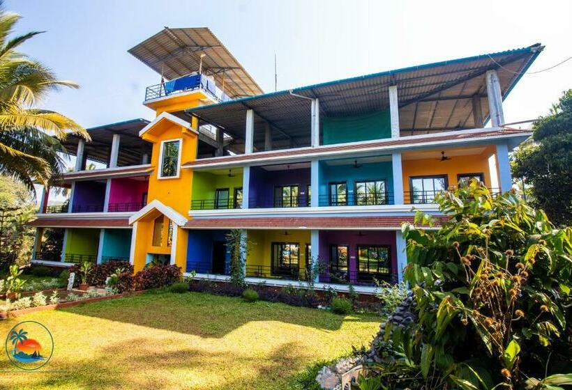 Отель Ocean Breeze Beach Resort