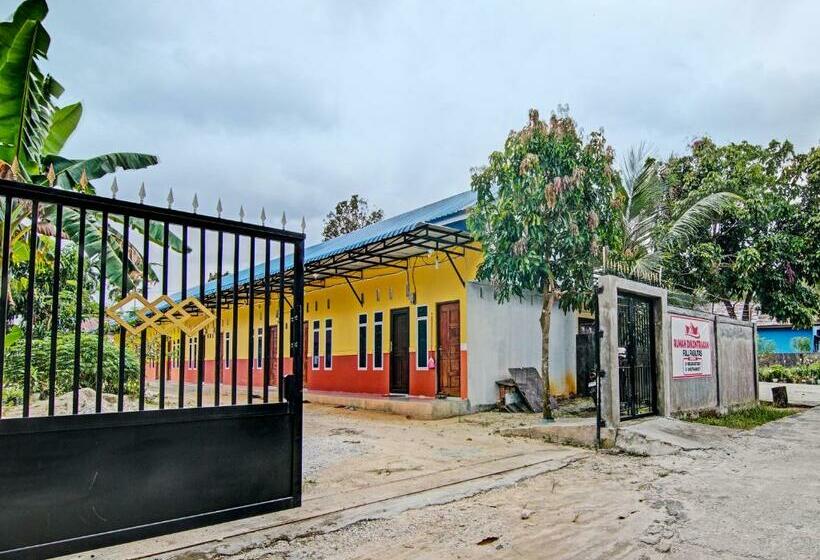 호텔 Oyo 92223 Alfatar Homestay Syariah