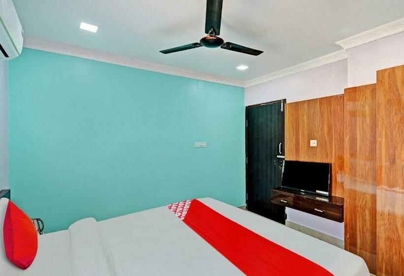 Super Hotel O Hi5 Days Inn Premium