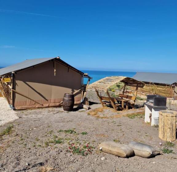 فندق Tendu  Punta Bianca Glamping Camp