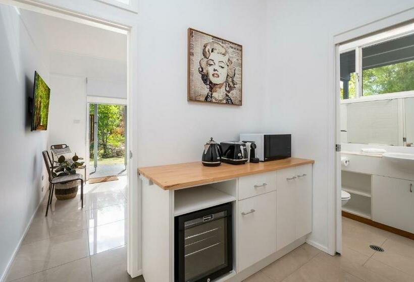 펜션 Uralla Studio South Coast Private Guest Suite