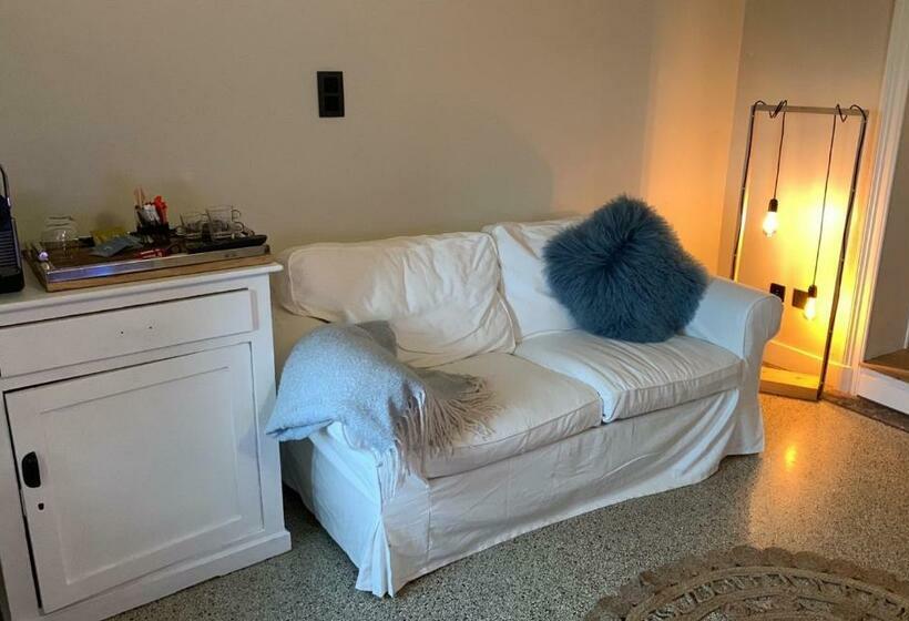Bed and Breakfast Villa Carpay