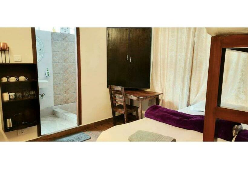 Отель East Blue Homestay