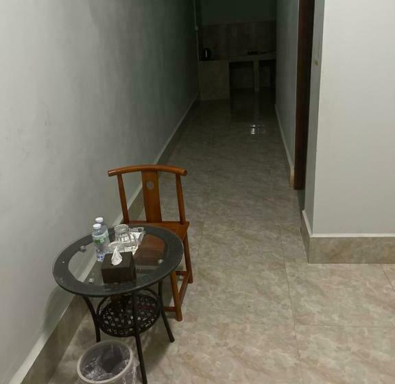 Пансион 四季酒店
