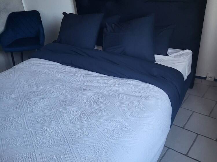 פנסיון Akwaba Chez Ouli