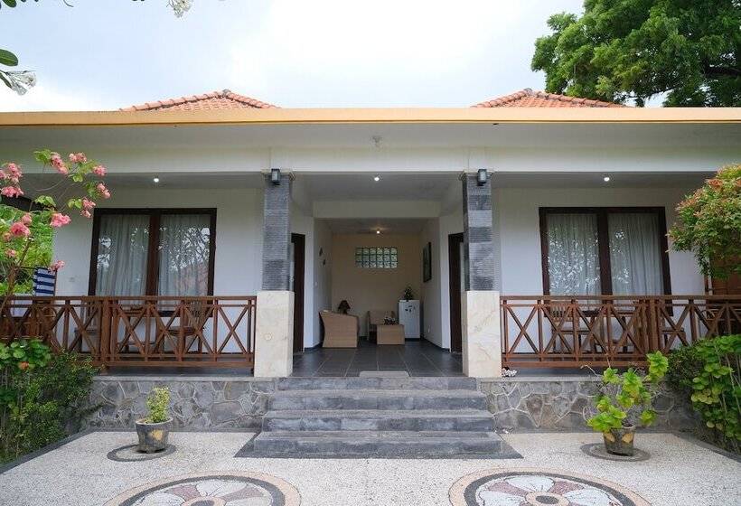 펜션 Retreat Villa Toraja Baturinggit