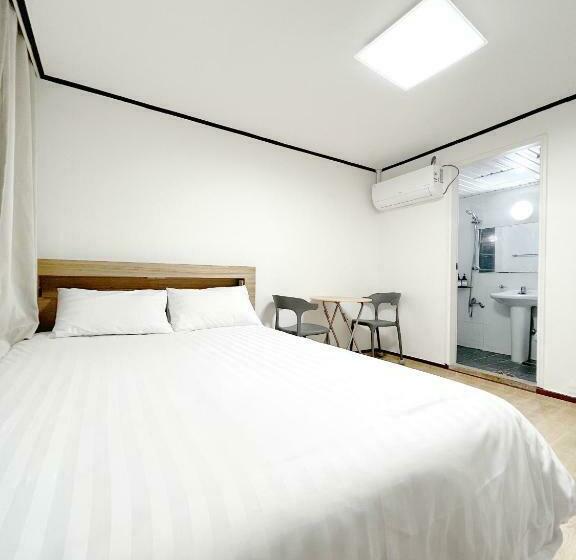 호텔 The Oakra