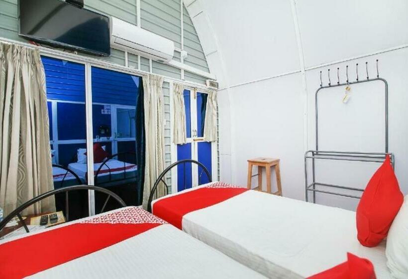 A4 Hostel Colombo Airport Eco Lodge Free Pickup & Drop