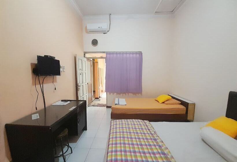 هاستل Homy House Semarang