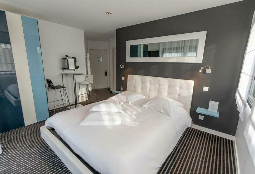 住宿加早餐  Chambres D Hôtes De L Avel Vor