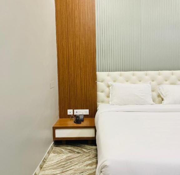 호텔 Barkah Inn