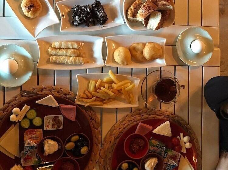 בית מלון כפרי Katapa Special Cave