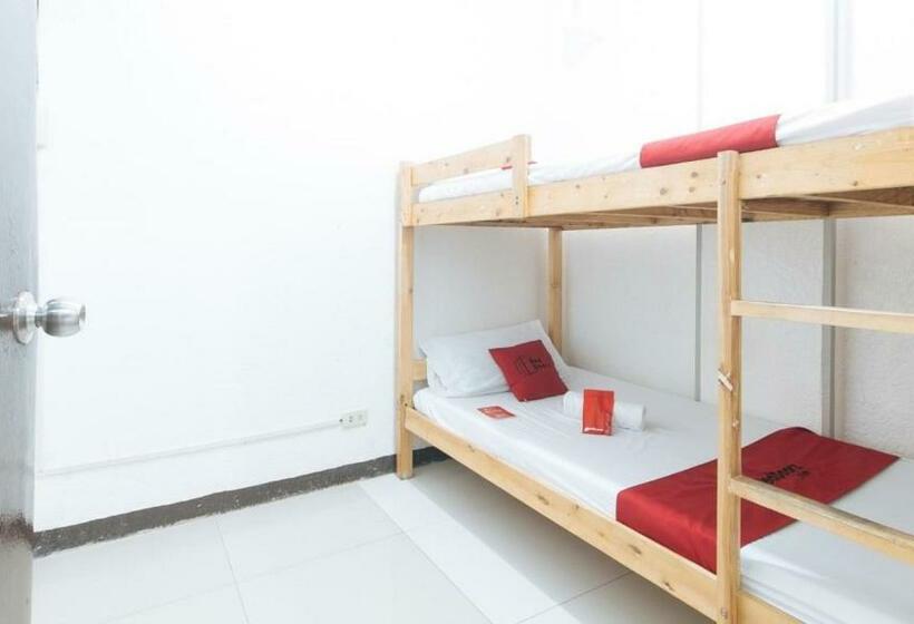 Отель Reddoorz @ Scjs Inn Buug Sibugay