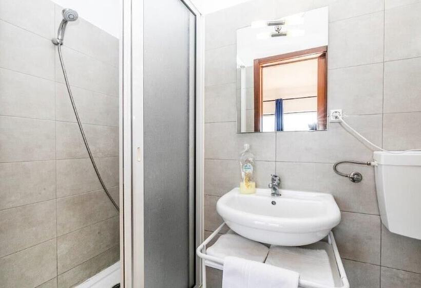 فندق Residencial Lareira Do Pinheirinho