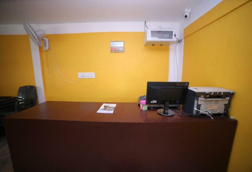 فندق Sri Krishna Residency