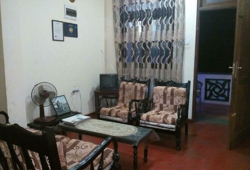 بنسيون Chanaka Inn New Guest House