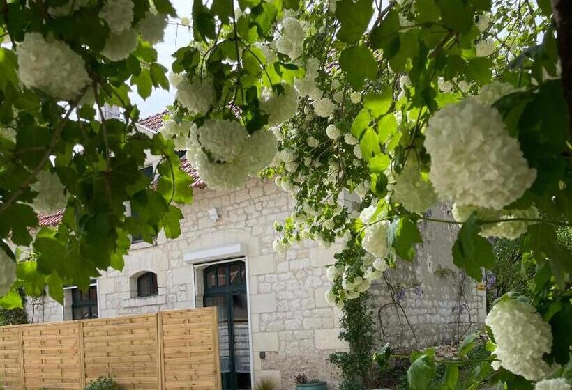 פנסיון Le Relais, La Dormance, Le Bois Dormant