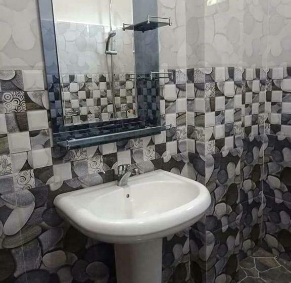 Пансион Sun Shades Residence