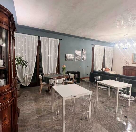 ベッドアンドブレックファースト Residenza Borgo San Rocco