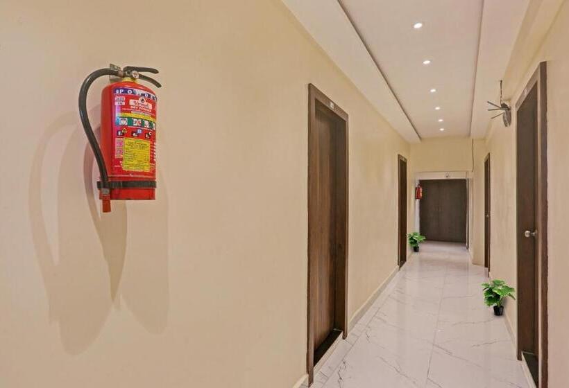 ホテル O Nandi Palace Lodging And Boarding