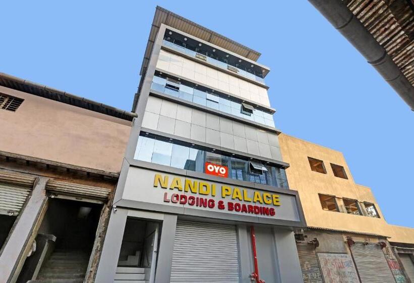 ホテル O Nandi Palace Lodging And Boarding