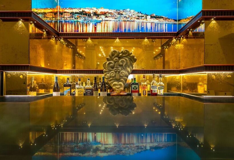 هتل La Paloma Blanca