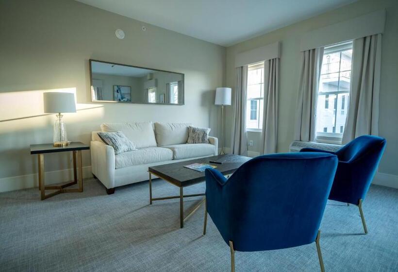 ホテル The Orange Inn Boutique