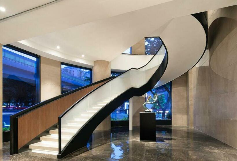 Xin An Yihao Hotel Near Xiamen Railway Station, Near Vientiane City, Minibar Is Free