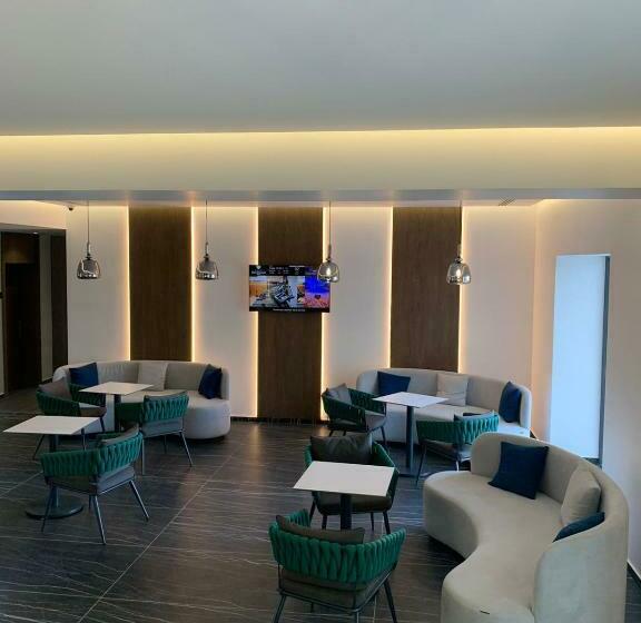 Black Diamond Hotel Dhermi