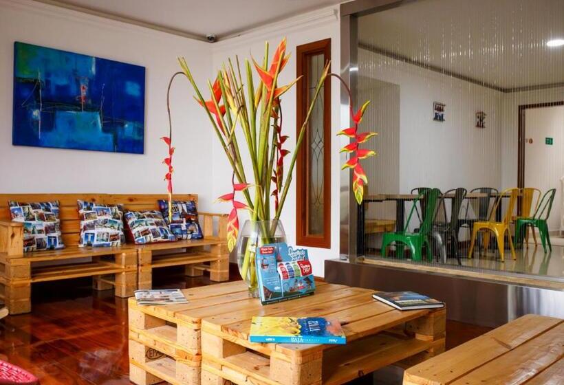 Отель Agata Boutique Pinares Pereira