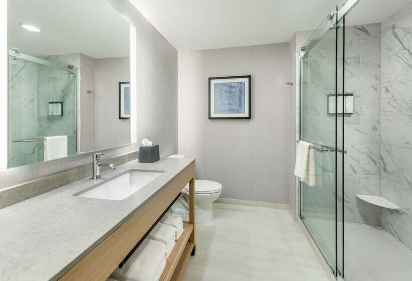 هتل Hyatt Place Newark Main Street