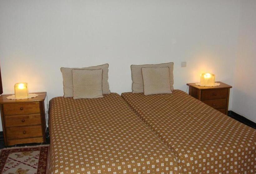 هتل Quarto Pequeno 515 Do Monte Dos Arneiros