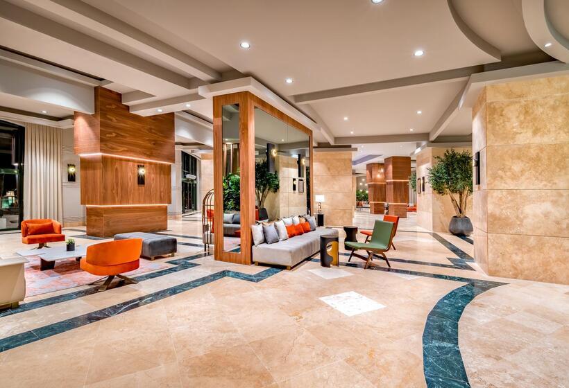 ホテル Rixos Park Belek, The Land of Legends Access