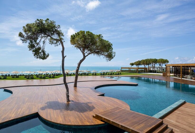 ホテル Rixos Park Belek, The Land of Legends Access