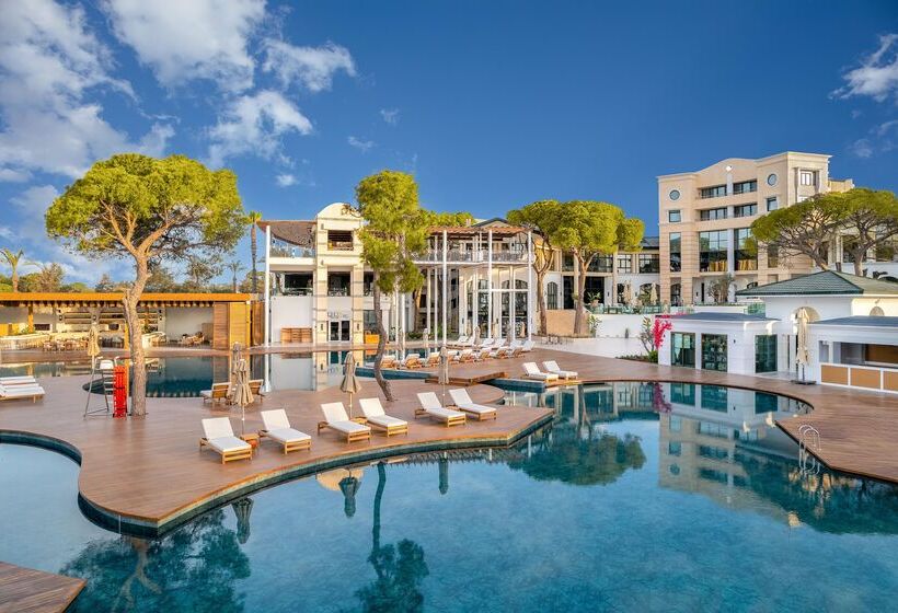 ホテル Rixos Park Belek, The Land of Legends Access