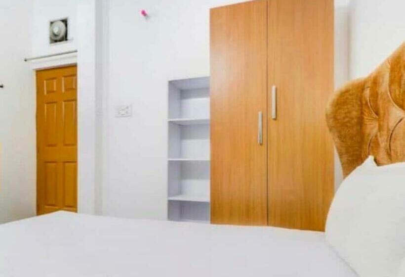 בית מלון כפרי Spot On Second Home Guest House