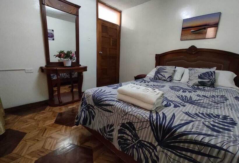 پانسیون Altamira Suites   Ibarra