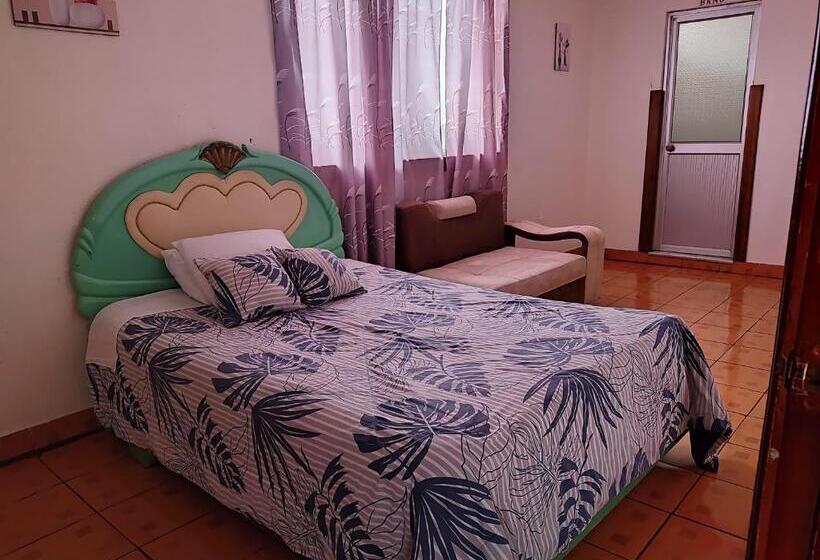 پانسیون Altamira Suites   Ibarra