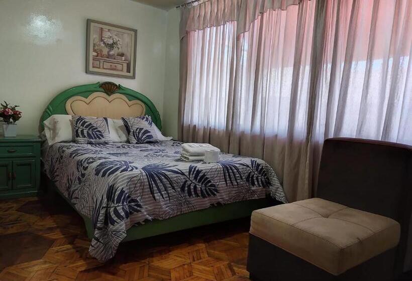 پانسیون Altamira Suites   Ibarra