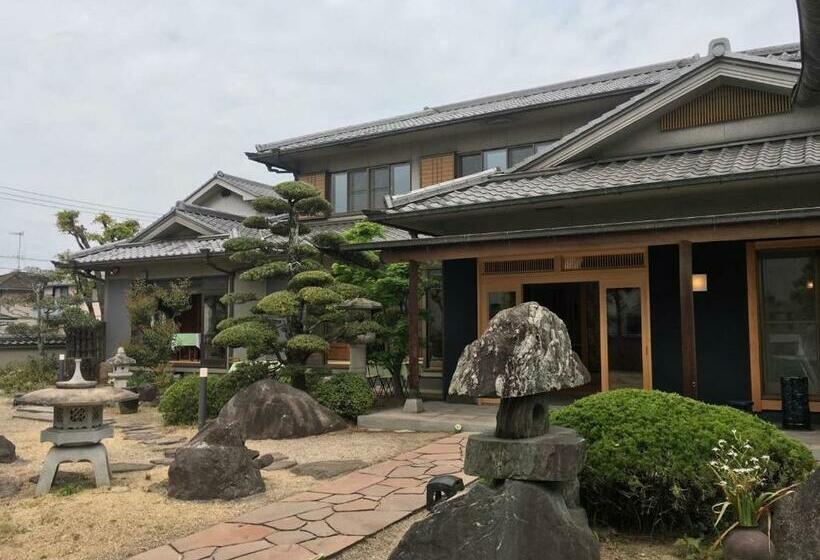 Пансион Stone Vacation Stay 13999