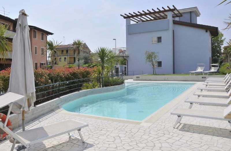 Acqua Resorts