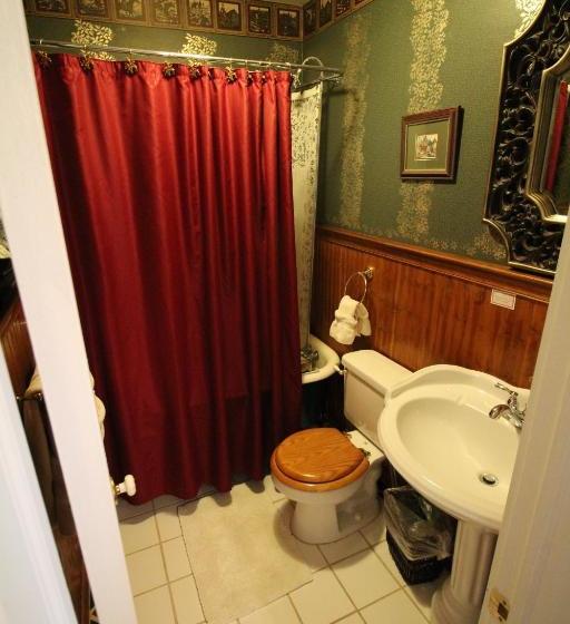 مبيت وإفطار Black Horse Inn