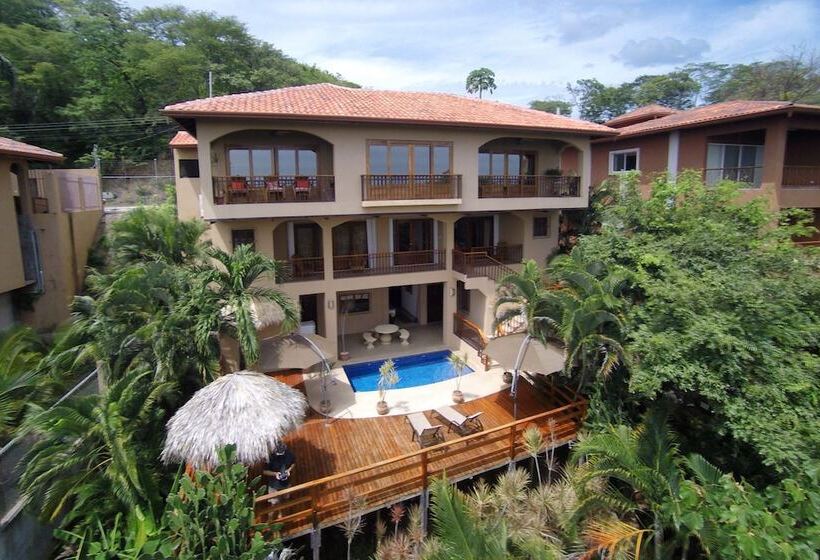 تختخواب و صبحانه Casa Mirador Tamarindo