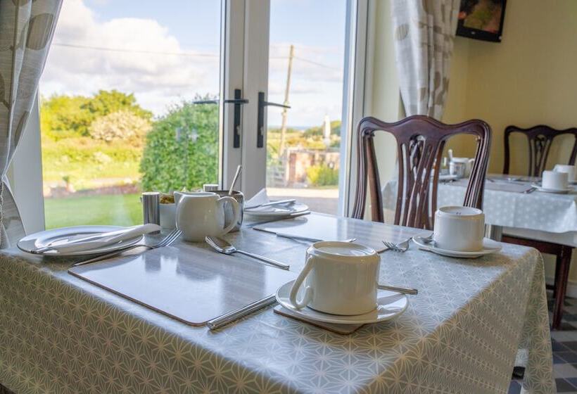 مبيت وإفطار Rest A While